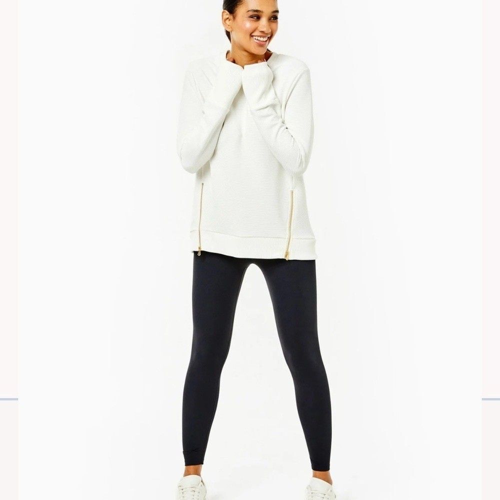 Addison Bat cream Sweater with Gold Zipper Accents everyday crewneck size L